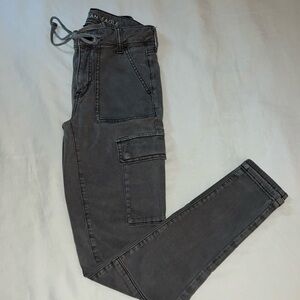 American Eagle Grey cargo jeggings